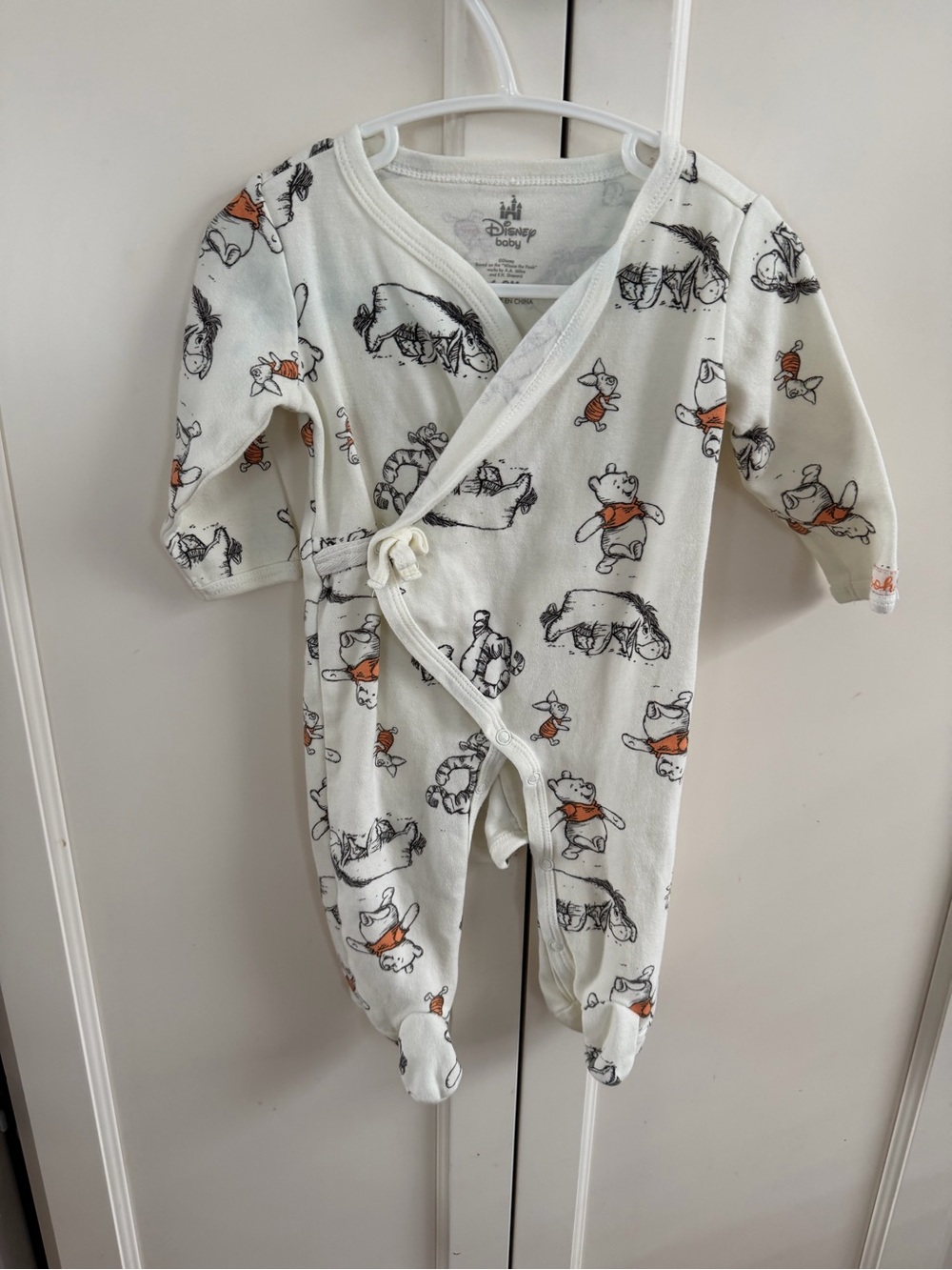 Disney Cream Winnie the Pooh 6-9m One-Piece